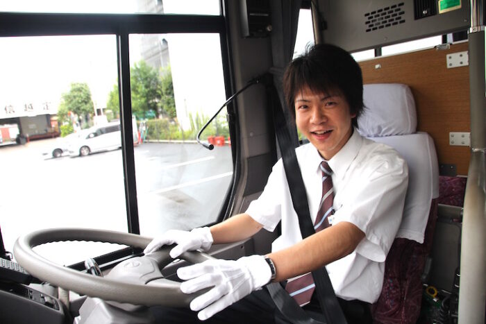 国際自動車のシャトルバスドライバーの中村さんの運転