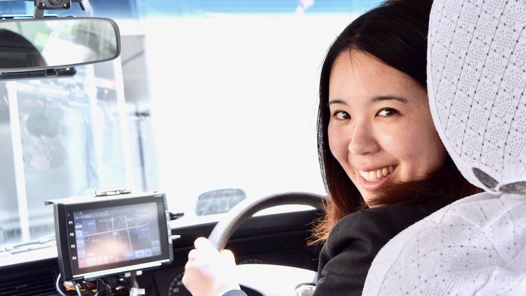 元介護職の女性タクシードライバーが感じた入社後の3つのギャップ（勤務時間など）とは