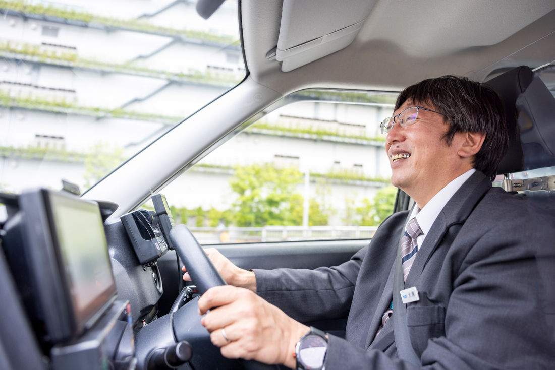 生まれも育ちも東京！観光タクシードライバー・大原さんのガイドで「東京ベイエリア」を行く！〜東京ゲートブリッジ、選手村